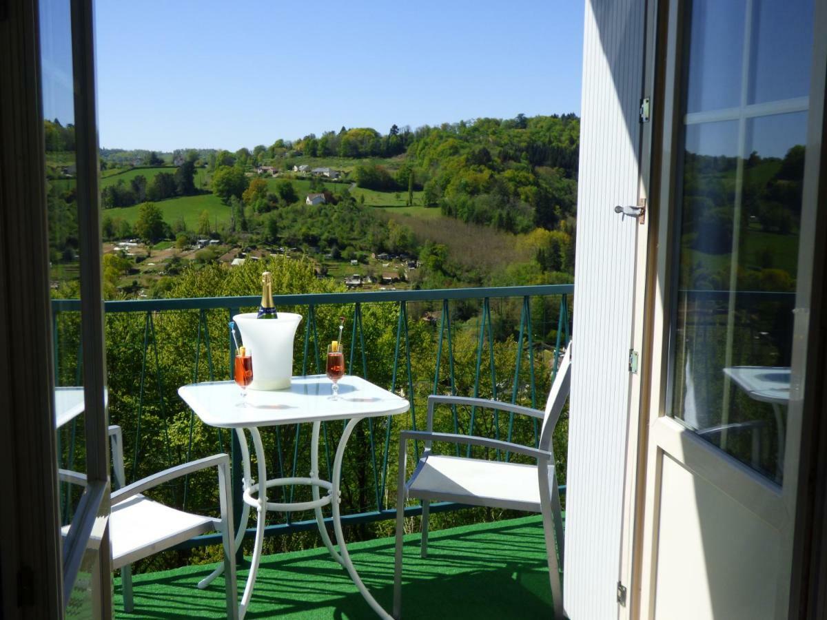 Villa Maison Blanche Tulle 1 A 4 Personnes Exterior photo